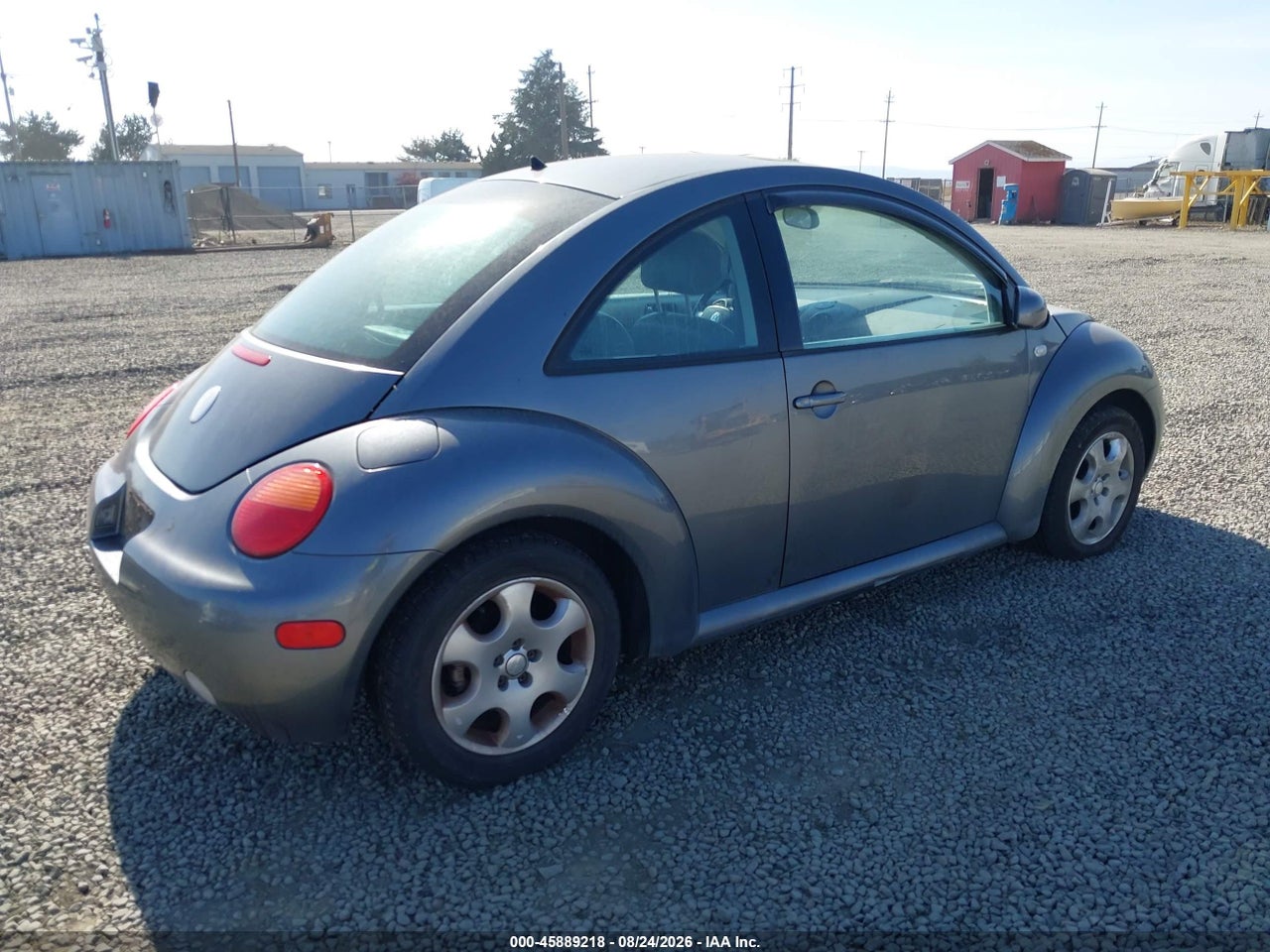 2002 VOLKSWAGEN NEW BEETLE GLS · 4/11