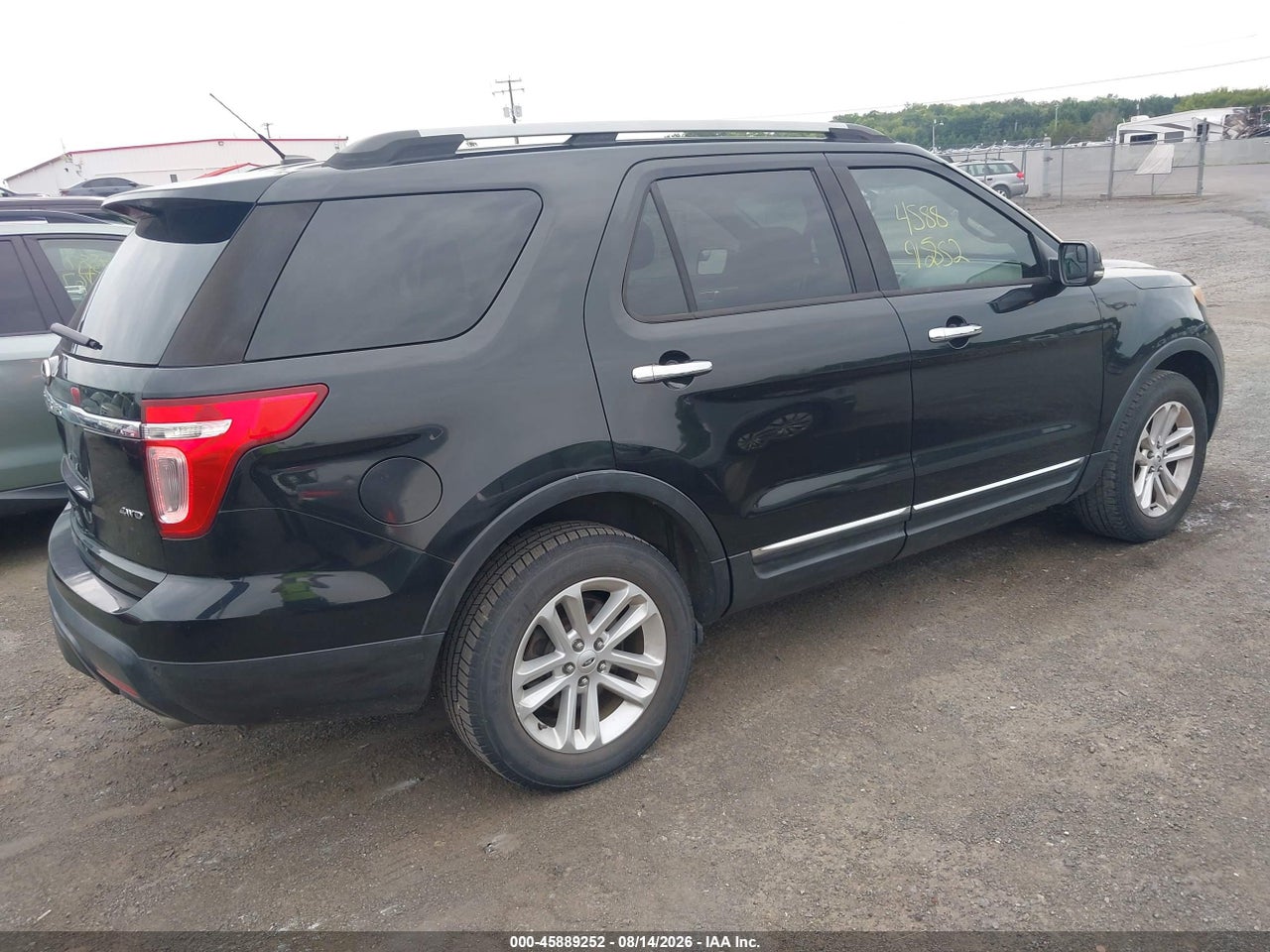 1FM5K8D84DG****** · 2013 FORD EXPLORER XLT · 4/8