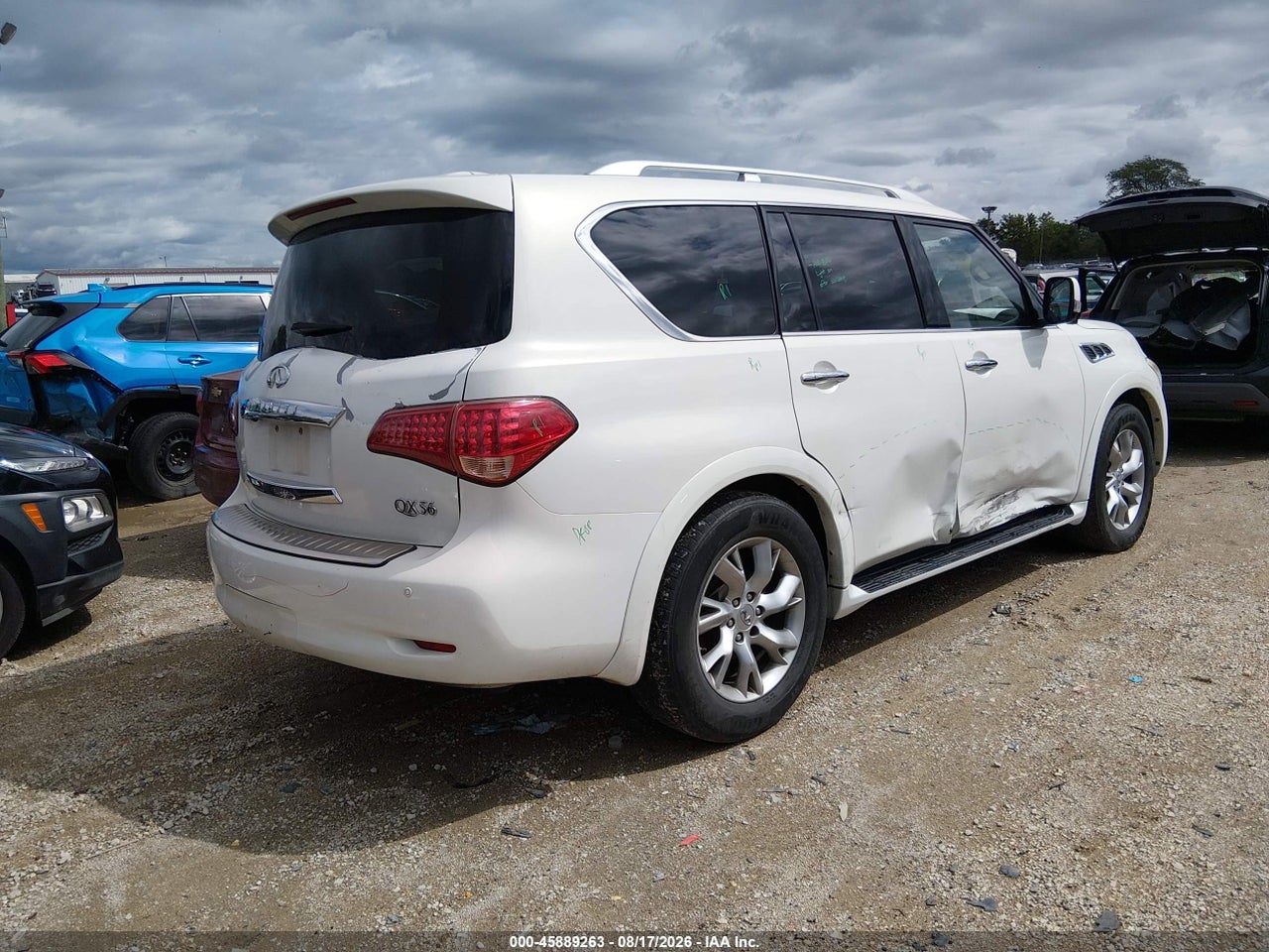 2012 INFINITI QX56 · 4/11