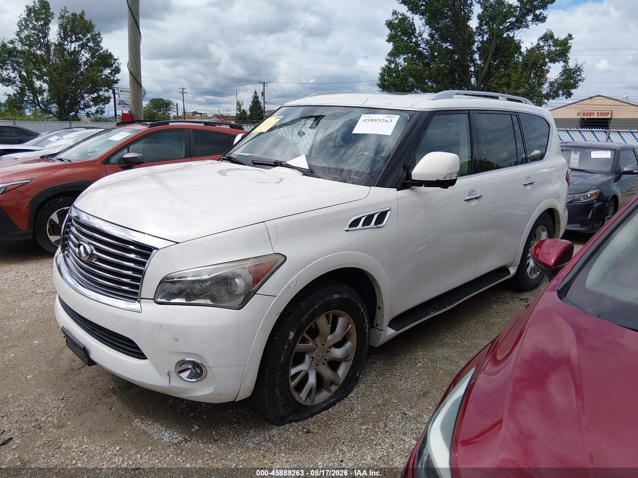 2012 INFINITI QX56 · 2/11