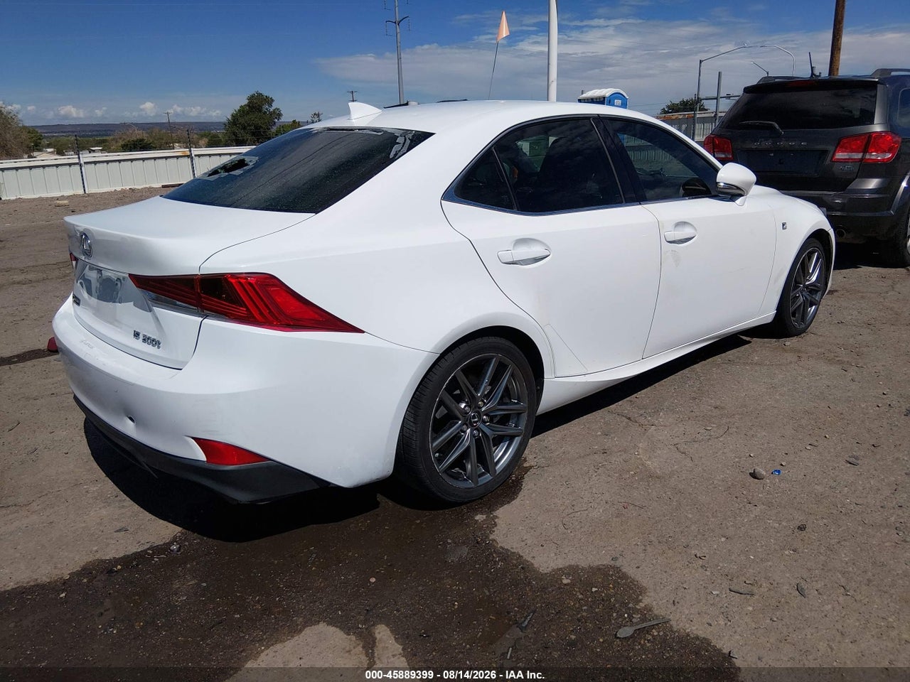 2017 LEXUS IS 200T · 4/11