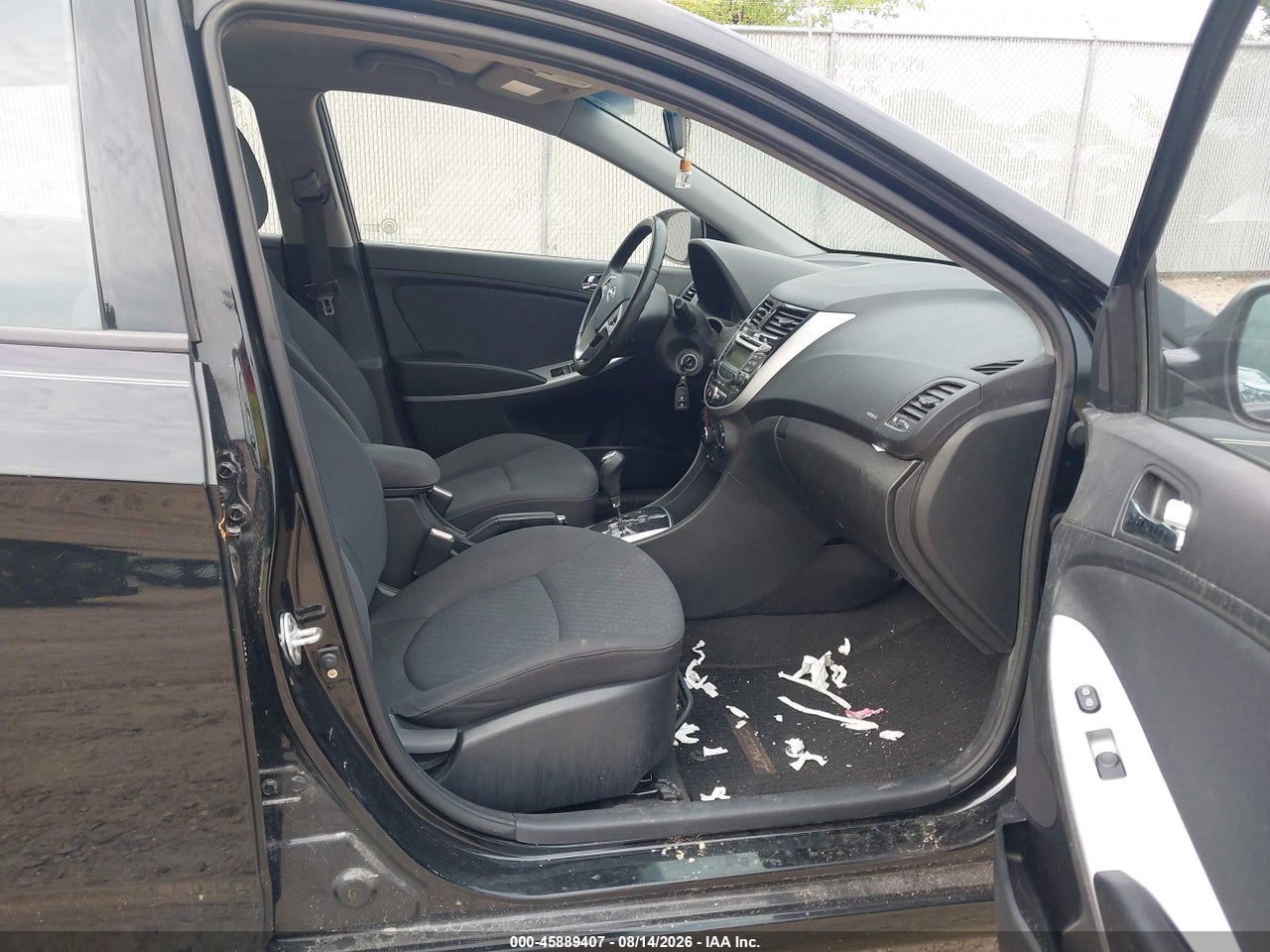 2012 HYUNDAI ACCENT SE · 5/11