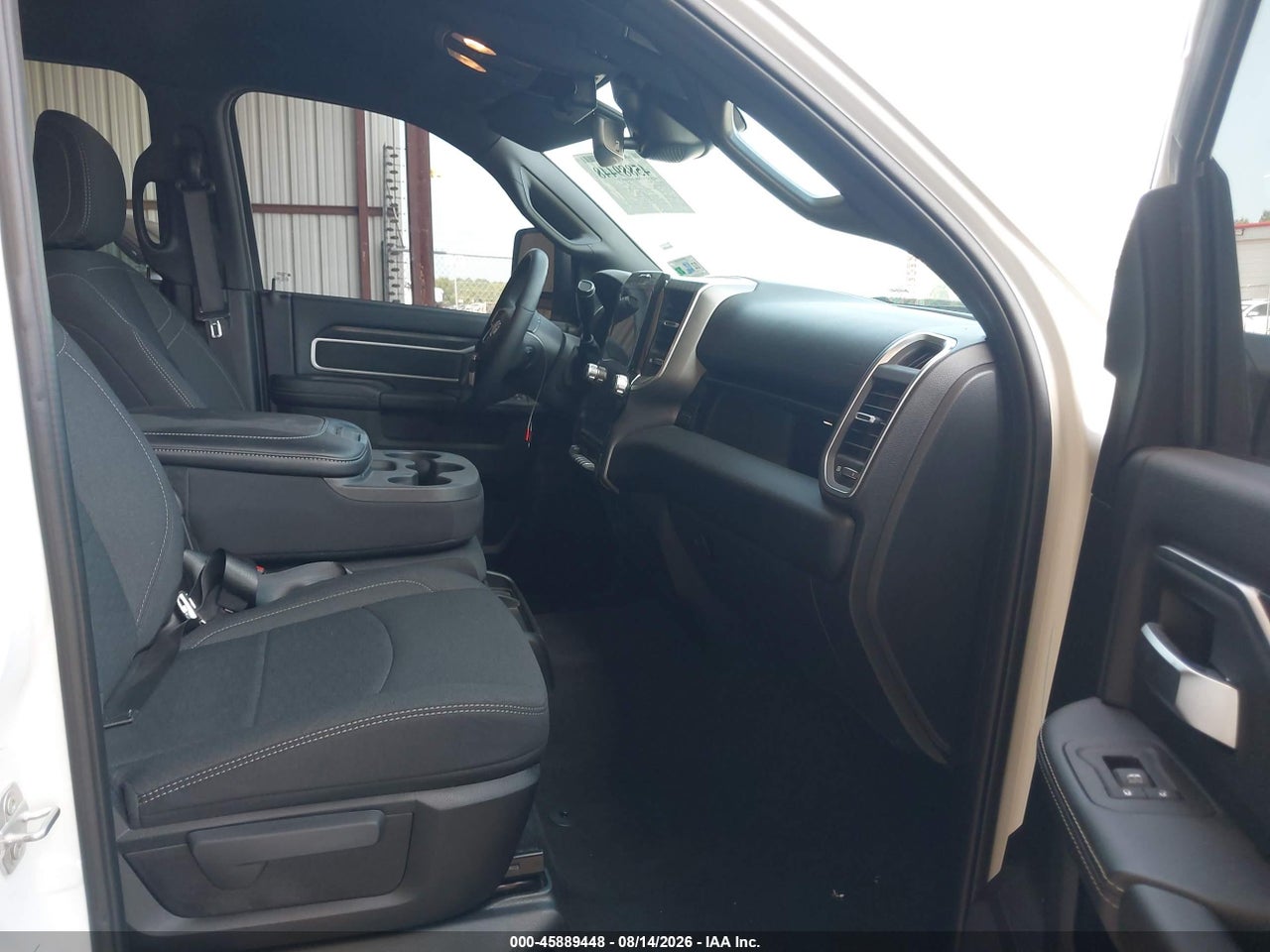 2026 RAM 2500 BIG HORN  4X4 6'4 BOX · 5/11