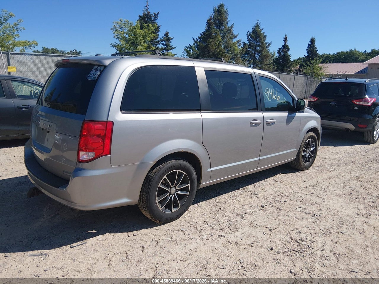 2018 DODGE GRAND CARAVAN SXT · 4/11