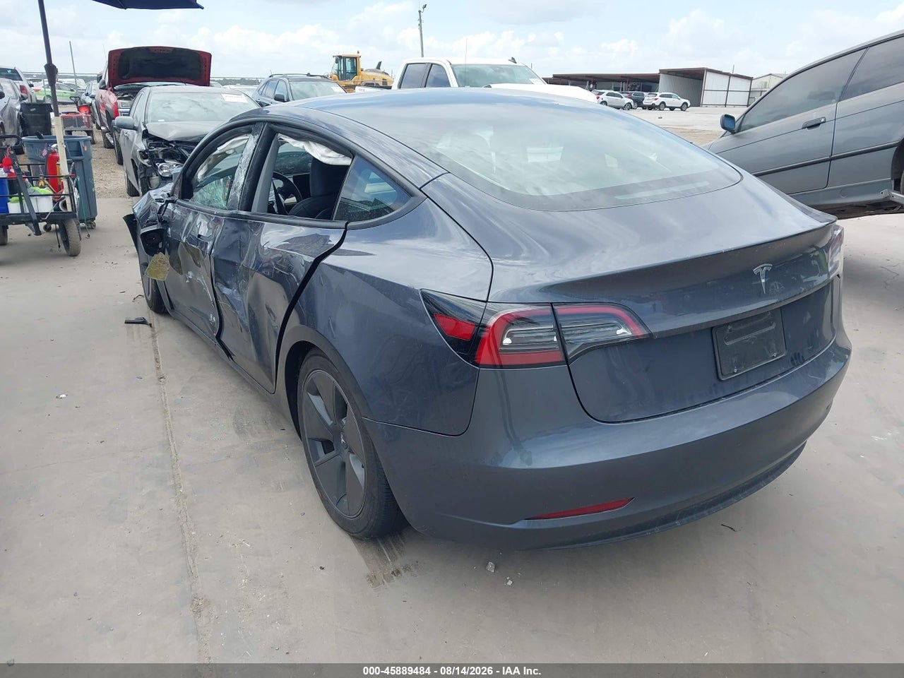 2023 TESLA MODEL 3 REAR-WHEEL DRIVE · 3/10