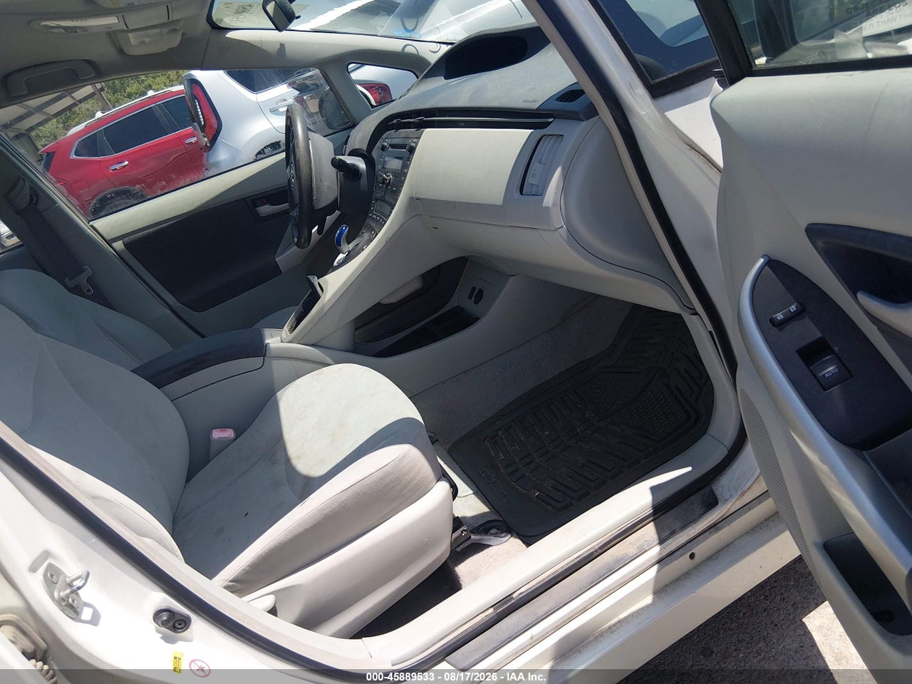 2010 TOYOTA PRIUS II · 5/11