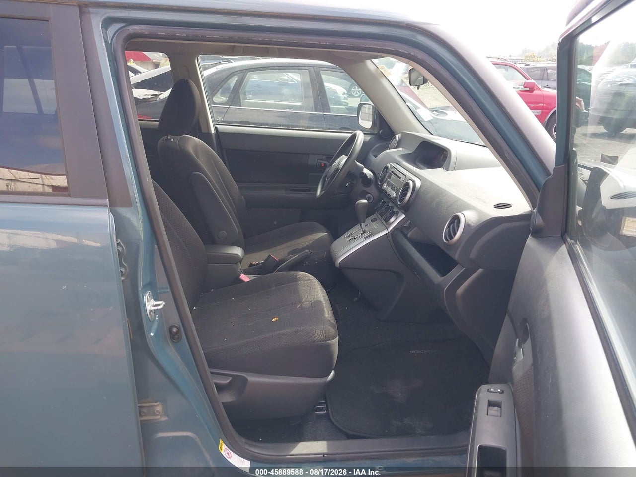 2008 SCION XB · 5/11