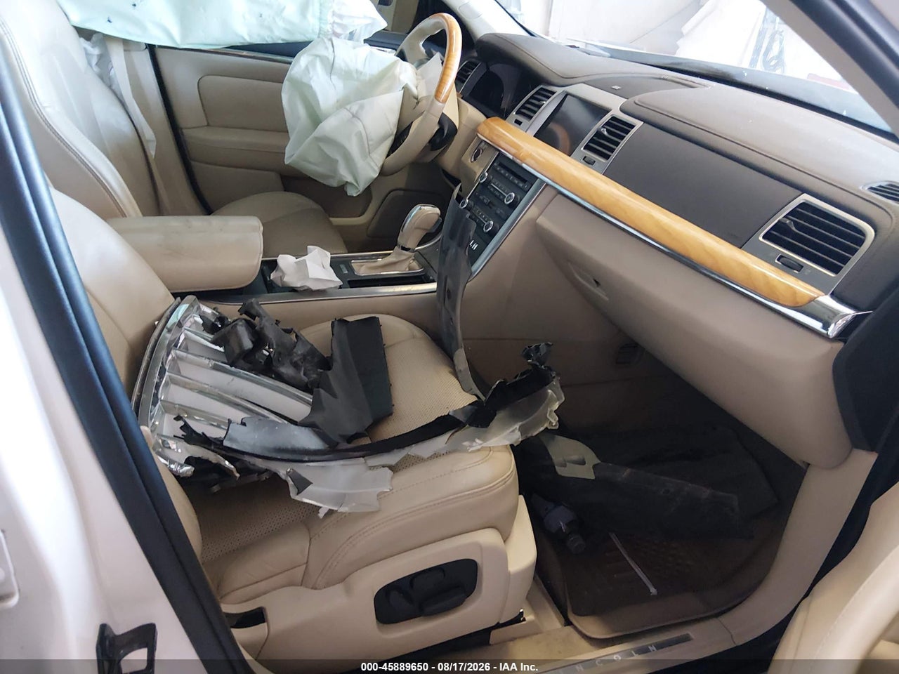2011 LINCOLN MKS · 5/10
