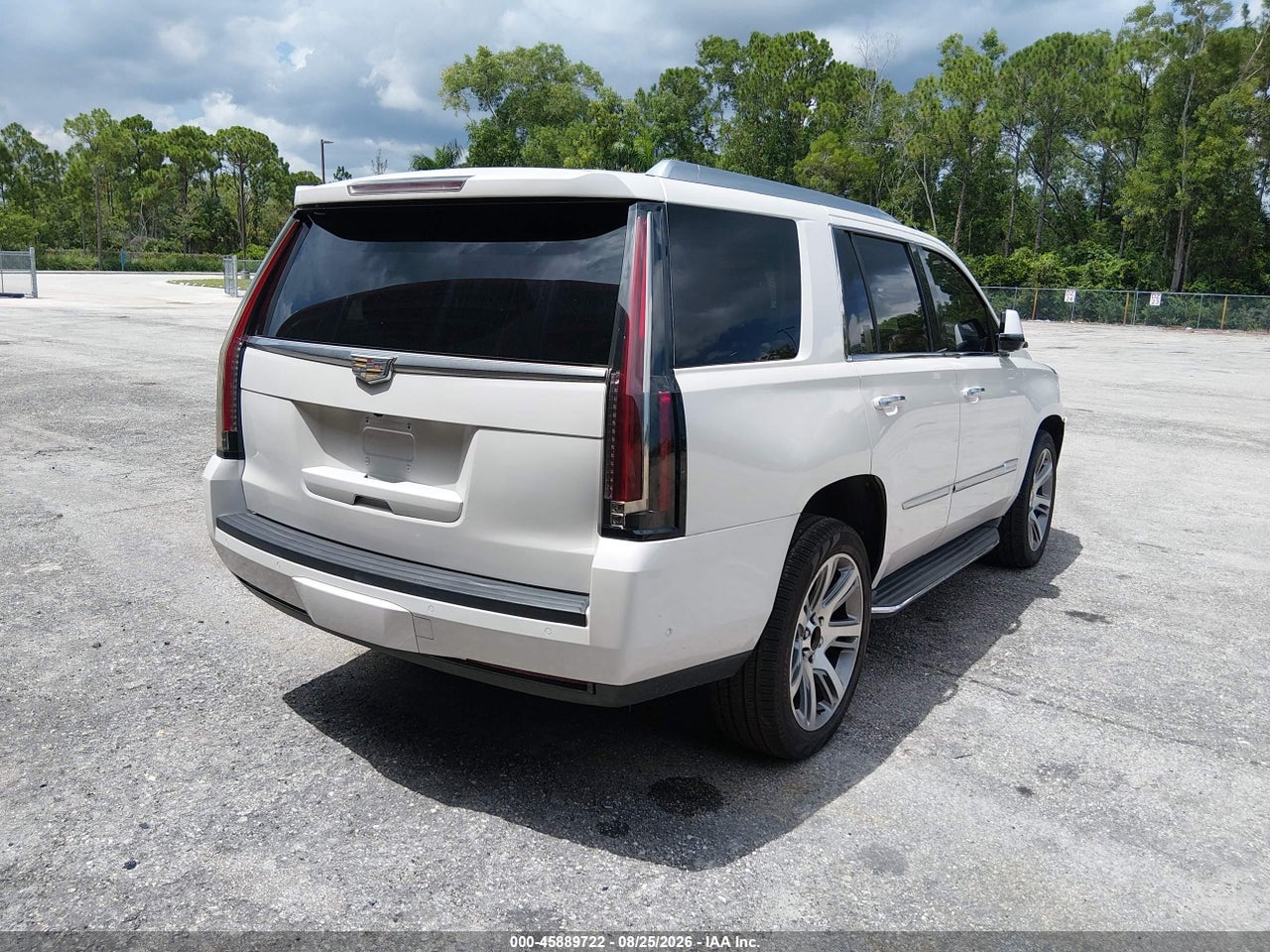 2015 CADILLAC ESCALADE LUXURY · 4/11
