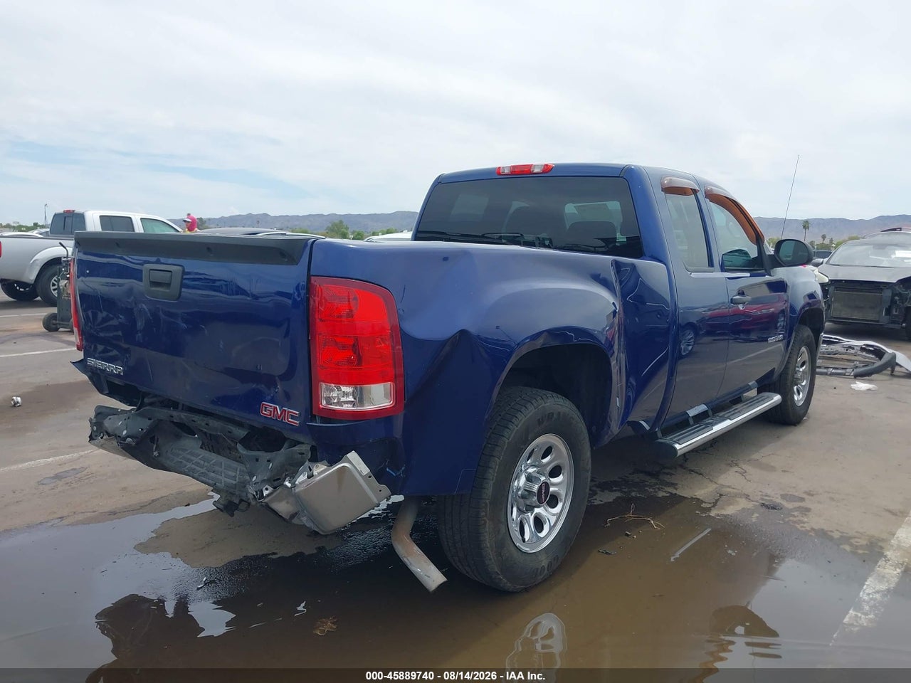 1GCR1UEA5DZ****** · 2013 GMC SIERRA   · 4/11