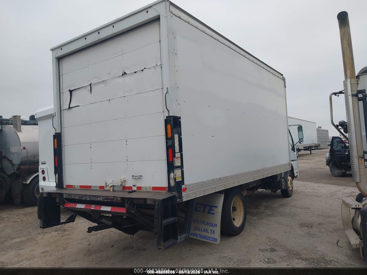 2007 GMC W5500 DSL REG · 4/13