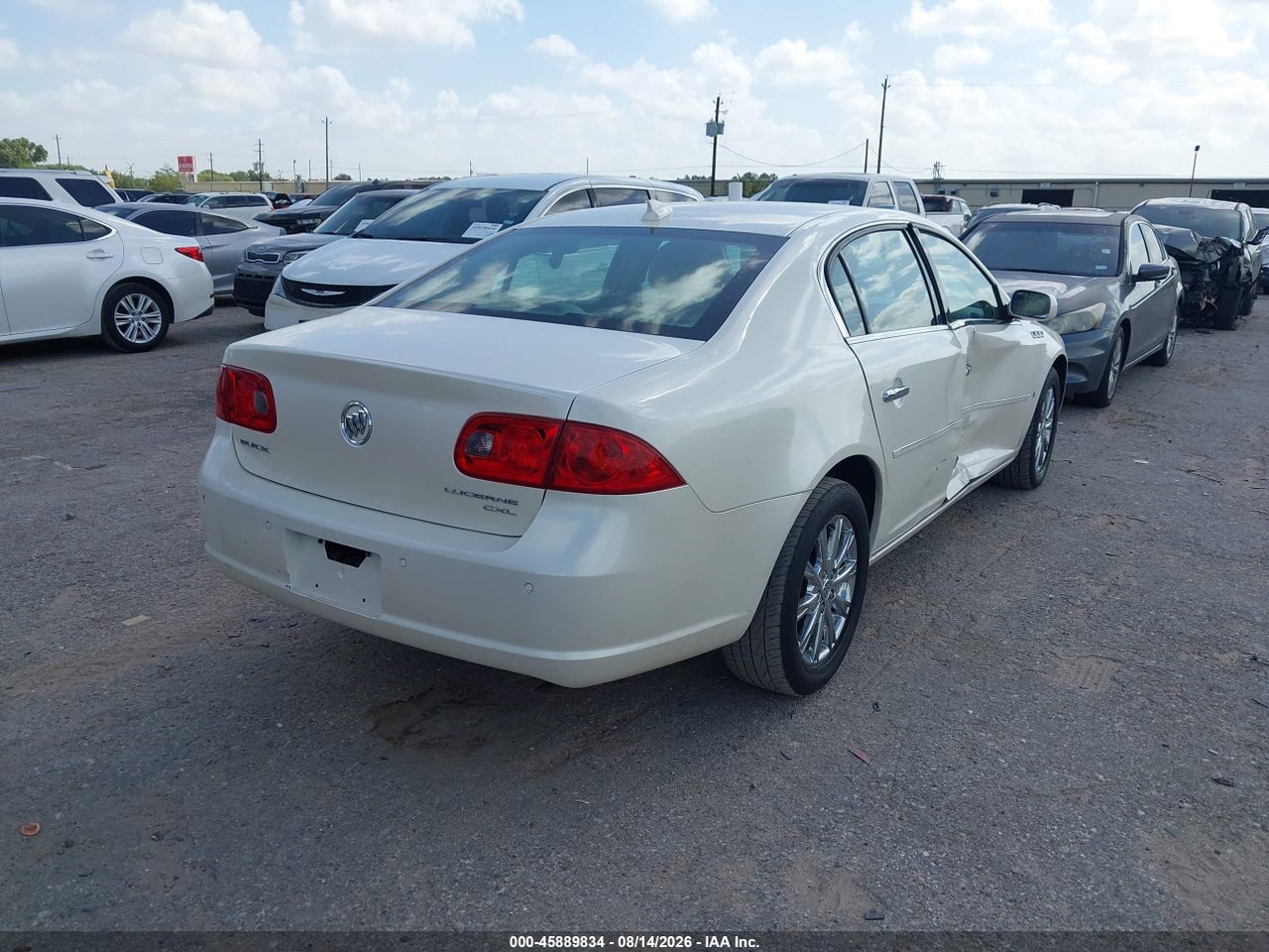2009 BUICK LUCERNE CXL-3 · 4/11