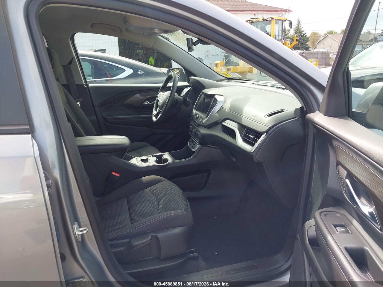 2023 GMC TERRAIN AWD SLE · 5/11