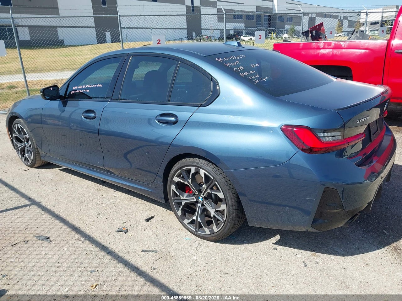 2025 BMW 330I · 3/7