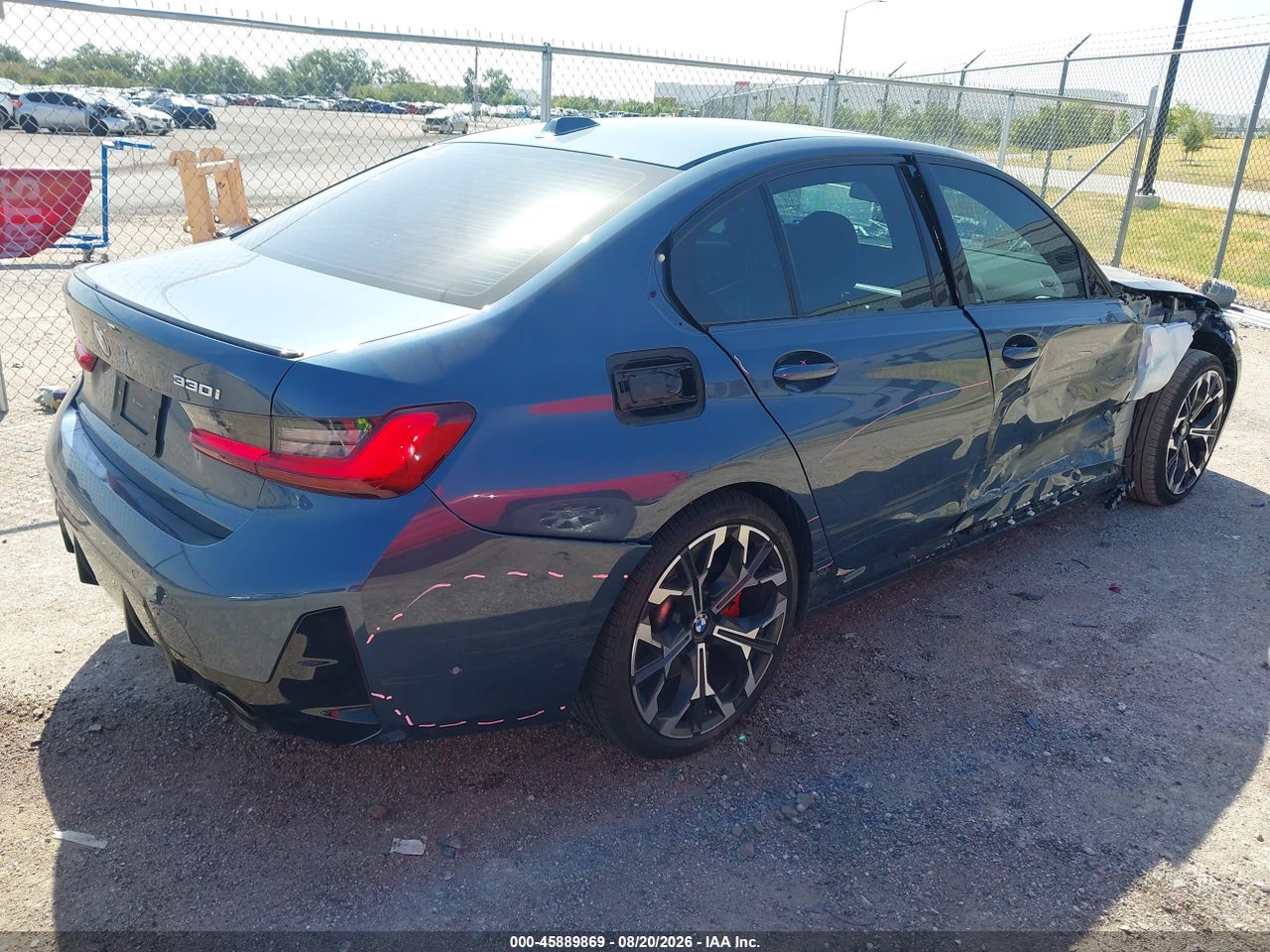 2025 BMW 330I · 4/7
