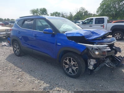 KNDERCAA6M7****** · 2021 KIA SELTOS EX