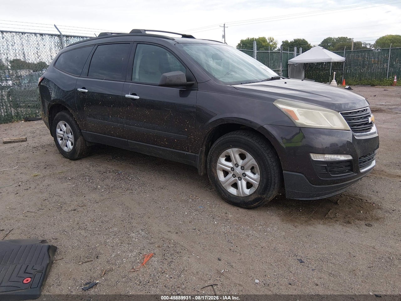 1GNKRFED5FJ****** · 2015 CHEVROLET TRAVERSE LS