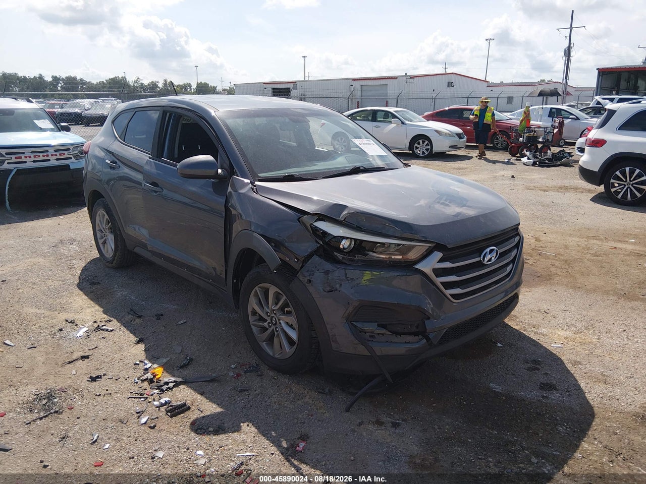 KM8J23A44HU****** · 2017 HYUNDAI TUCSON SE