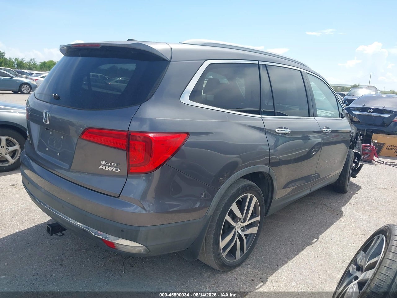 2016 HONDA PILOT ELITE · 4/11
