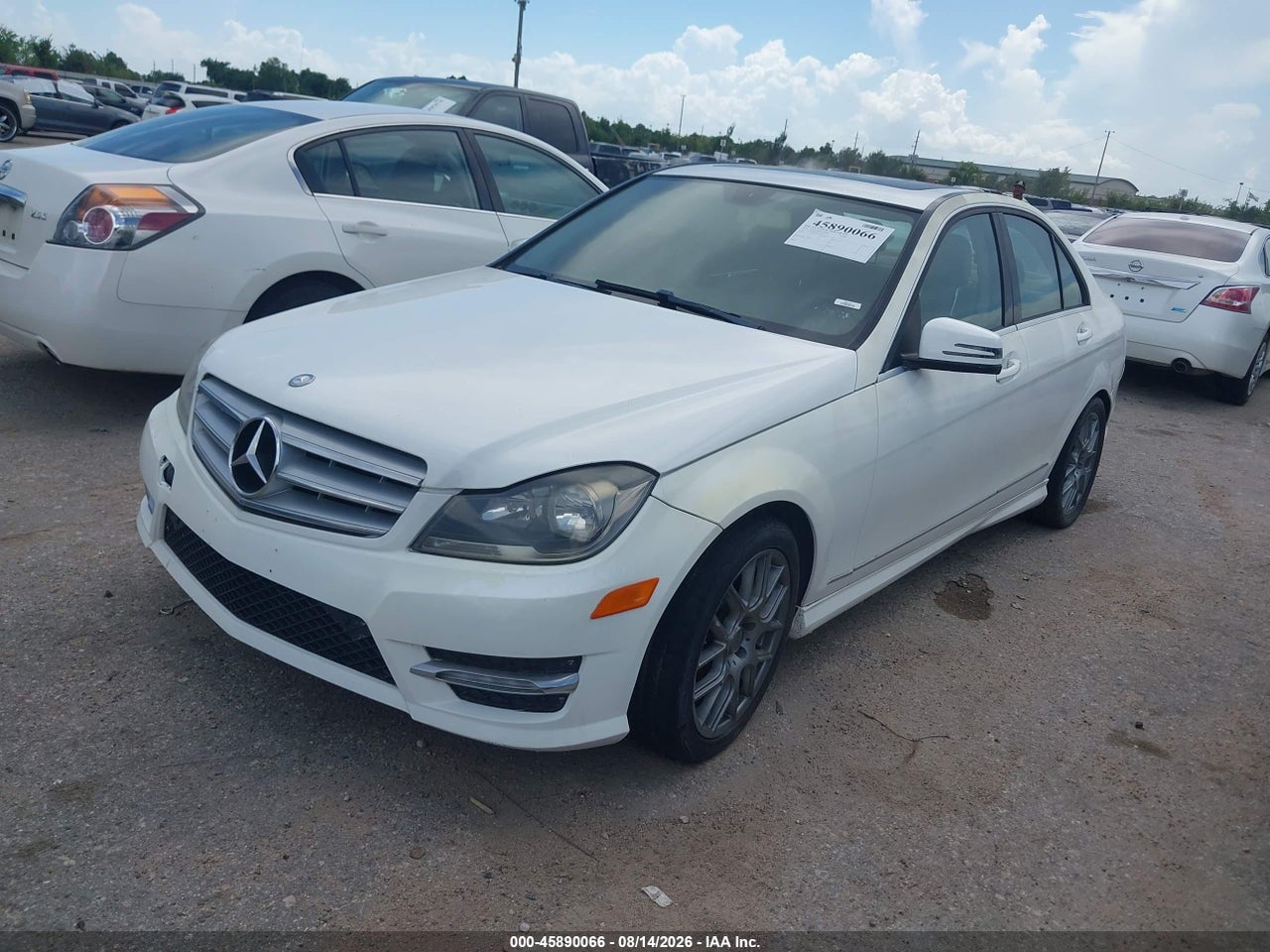 2013 MERCEDES-BENZ C 300   · 2/11