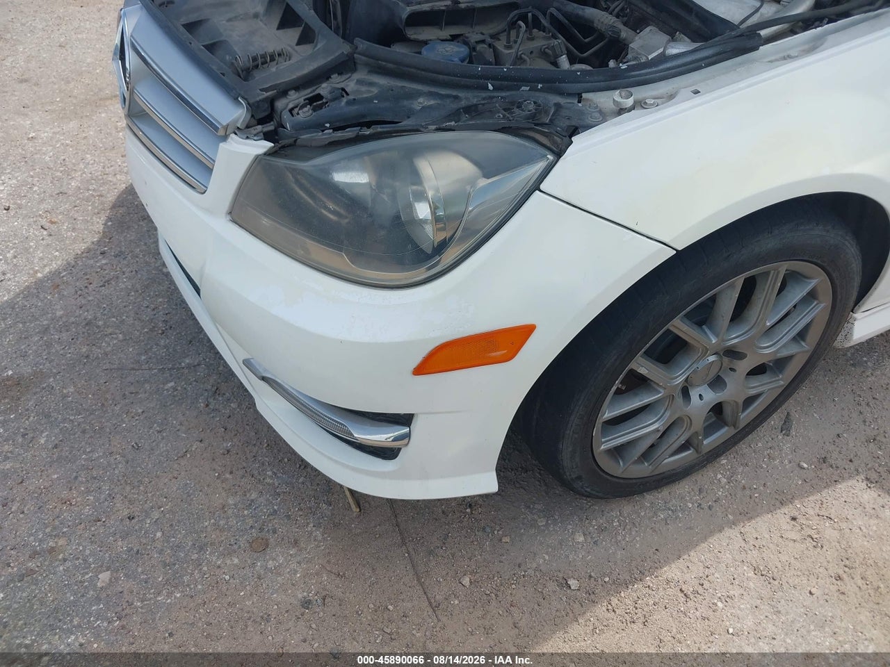 2013 MERCEDES-BENZ C 300   · 6/11