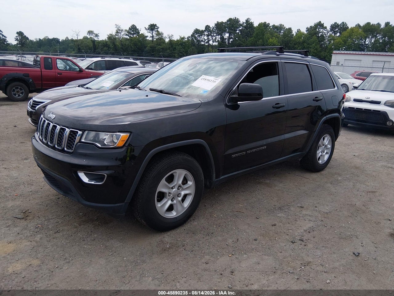2017 JEEP GRAND CHEROKEE LAREDO · 2/11