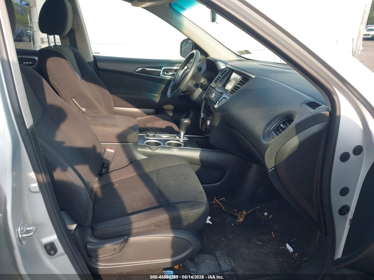 2015 NISSAN PATHFINDER S · 5/11
