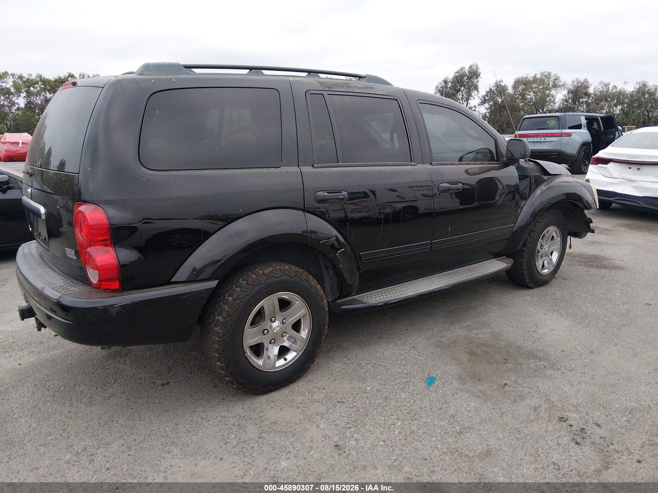 2005 DODGE DURANGO SLT · 4/11