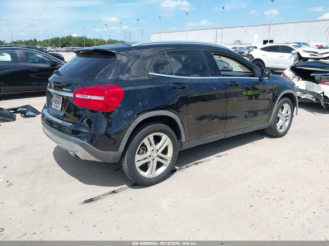 2015 MERCEDES-BENZ GLA 250 4MATIC · 4/11