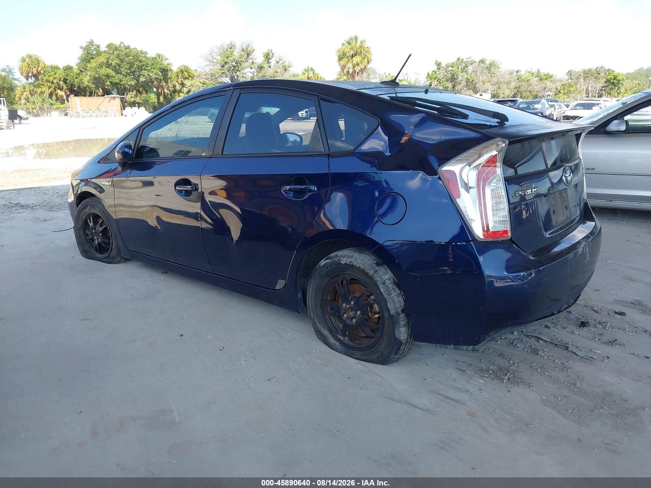 2014 TOYOTA PRIUS FOUR · 3/11