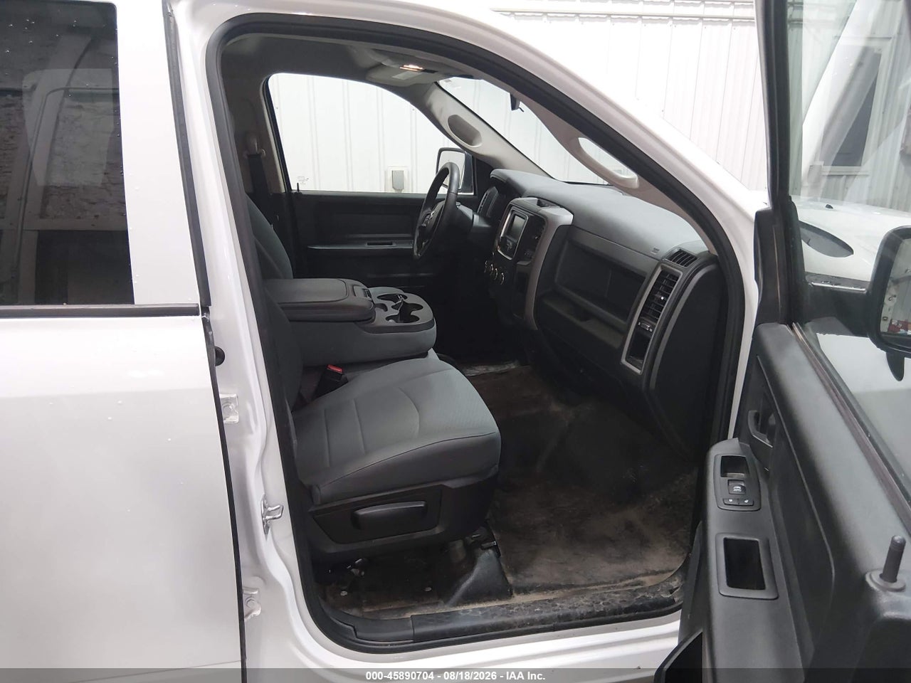 2018 RAM 1500 TRADESMAN  4X4 5'7 BOX · 5/11