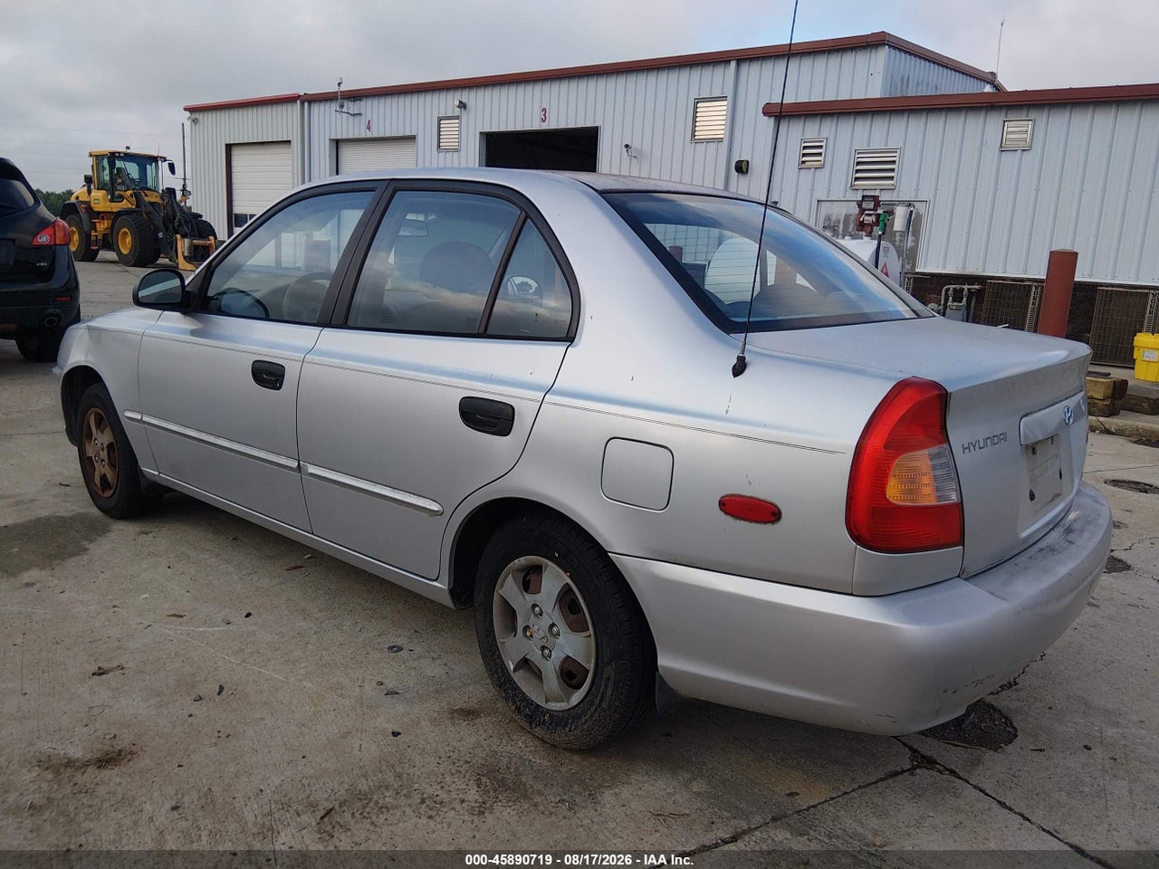 2002 HYUNDAI ACCENT GL · 3/11