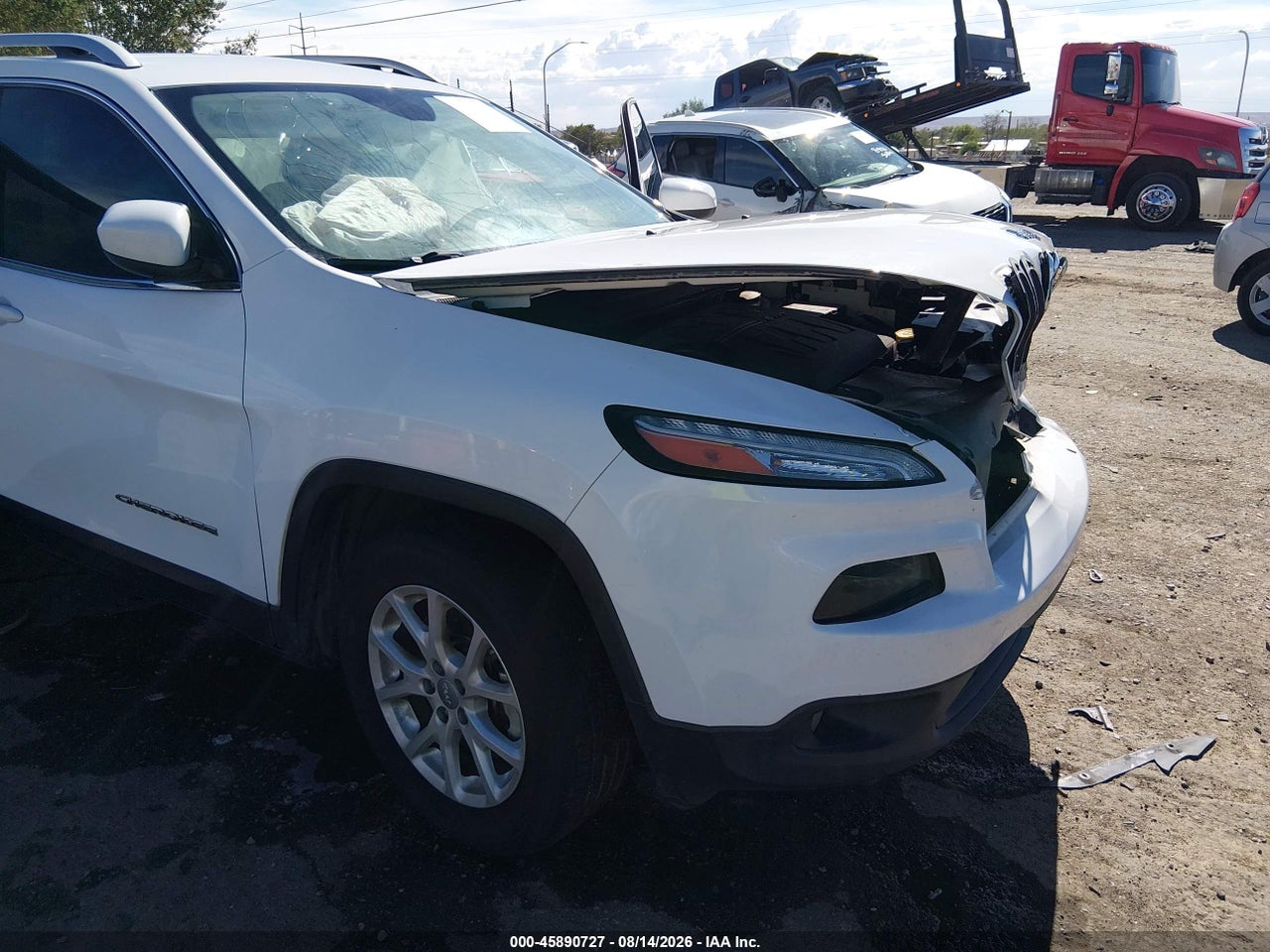 2017 JEEP CHEROKEE LATITUDE · 6/10