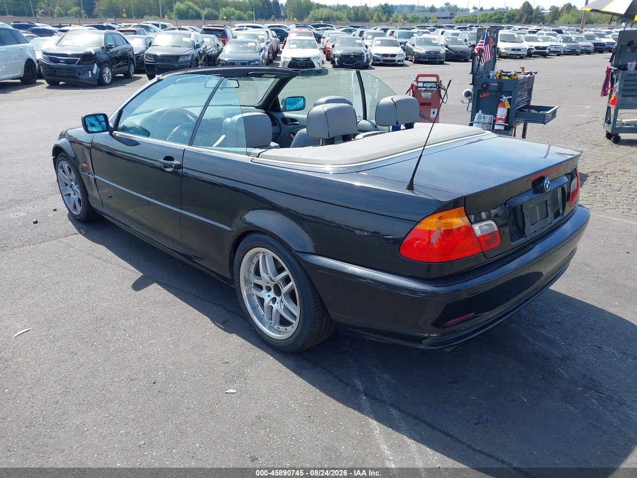 2001 BMW 325CI · 3/11