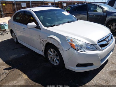 4S3BMBC68B3****** · 2011 SUBARU LEGACY 2.5I PREMIUM