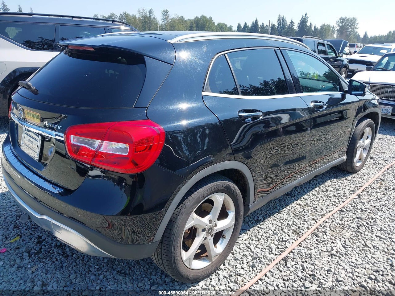2020 MERCEDES-BENZ GLA 250 4MATIC · 4/11