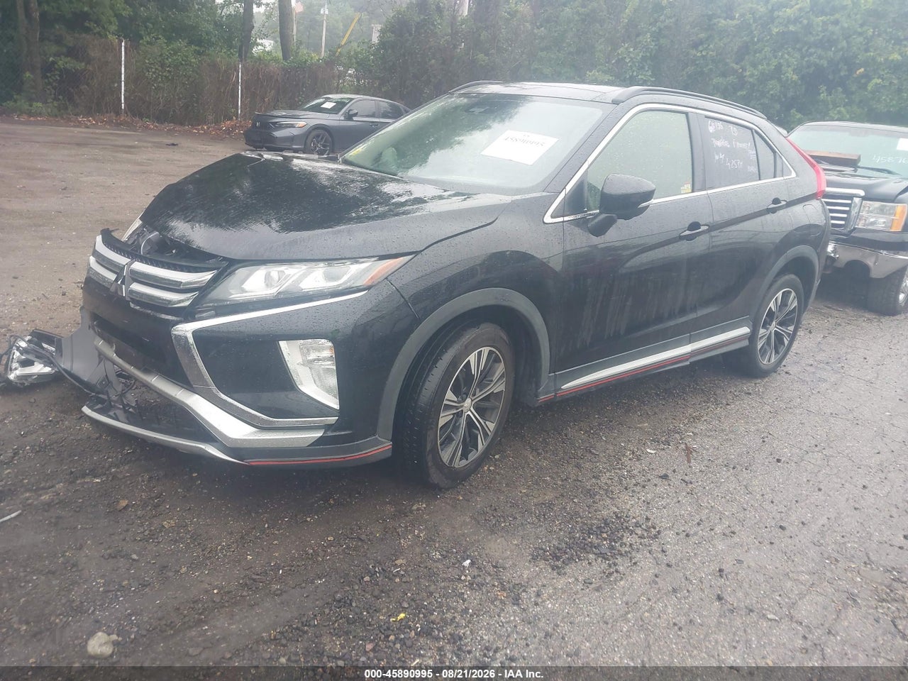 2018 MITSUBISHI ECLIPSE CROSS SEL · 2/10