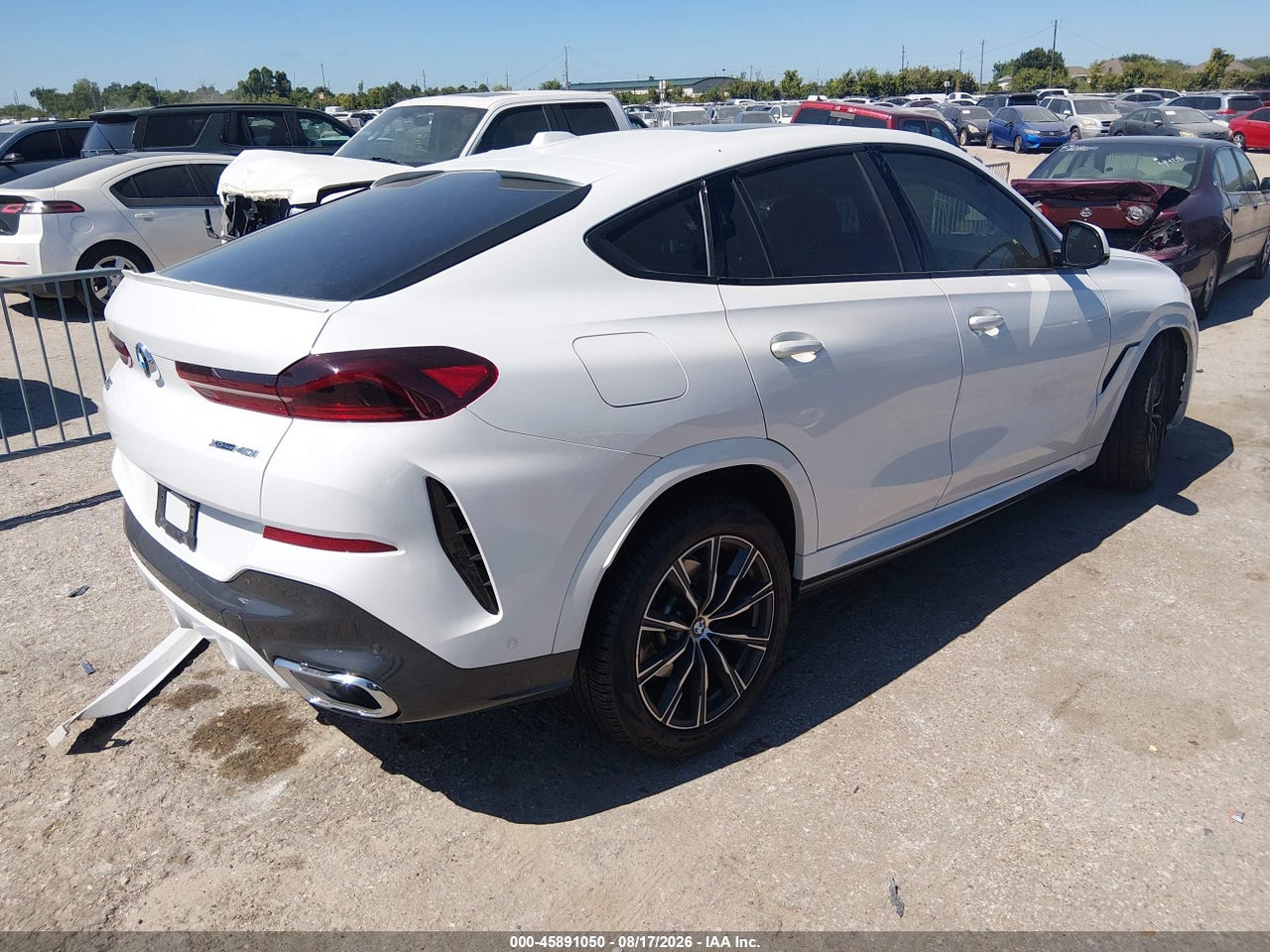 2024 BMW X6 XDRIVE40I · 4/11
