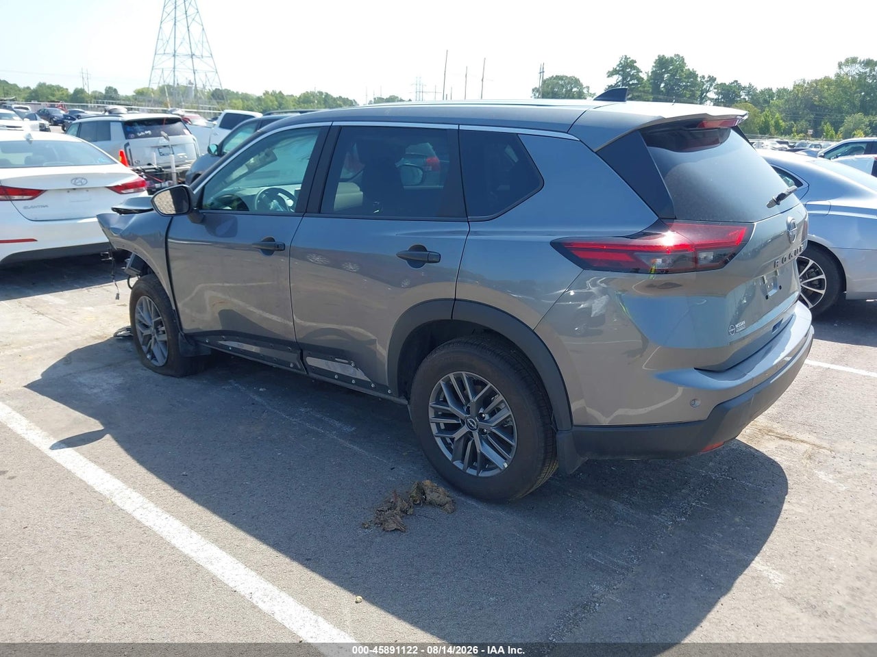2026 NISSAN ROGUE S · 3/11