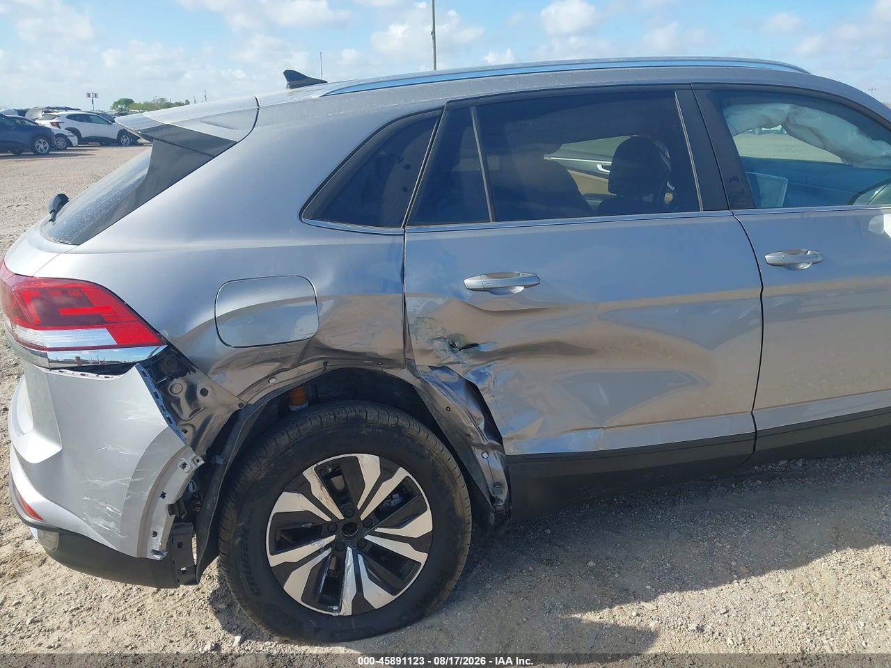 2025 VOLKSWAGEN ATLAS CROSS SPORT 2.0T SE · 6/11