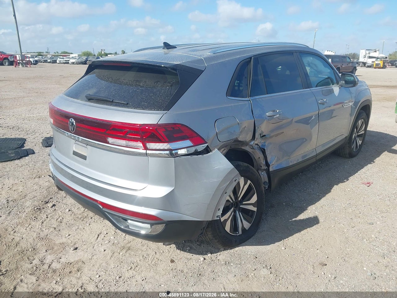 2025 VOLKSWAGEN ATLAS CROSS SPORT 2.0T SE · 4/11