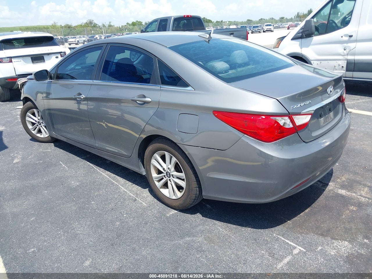 2013 HYUNDAI SONATA GLS · 3/11