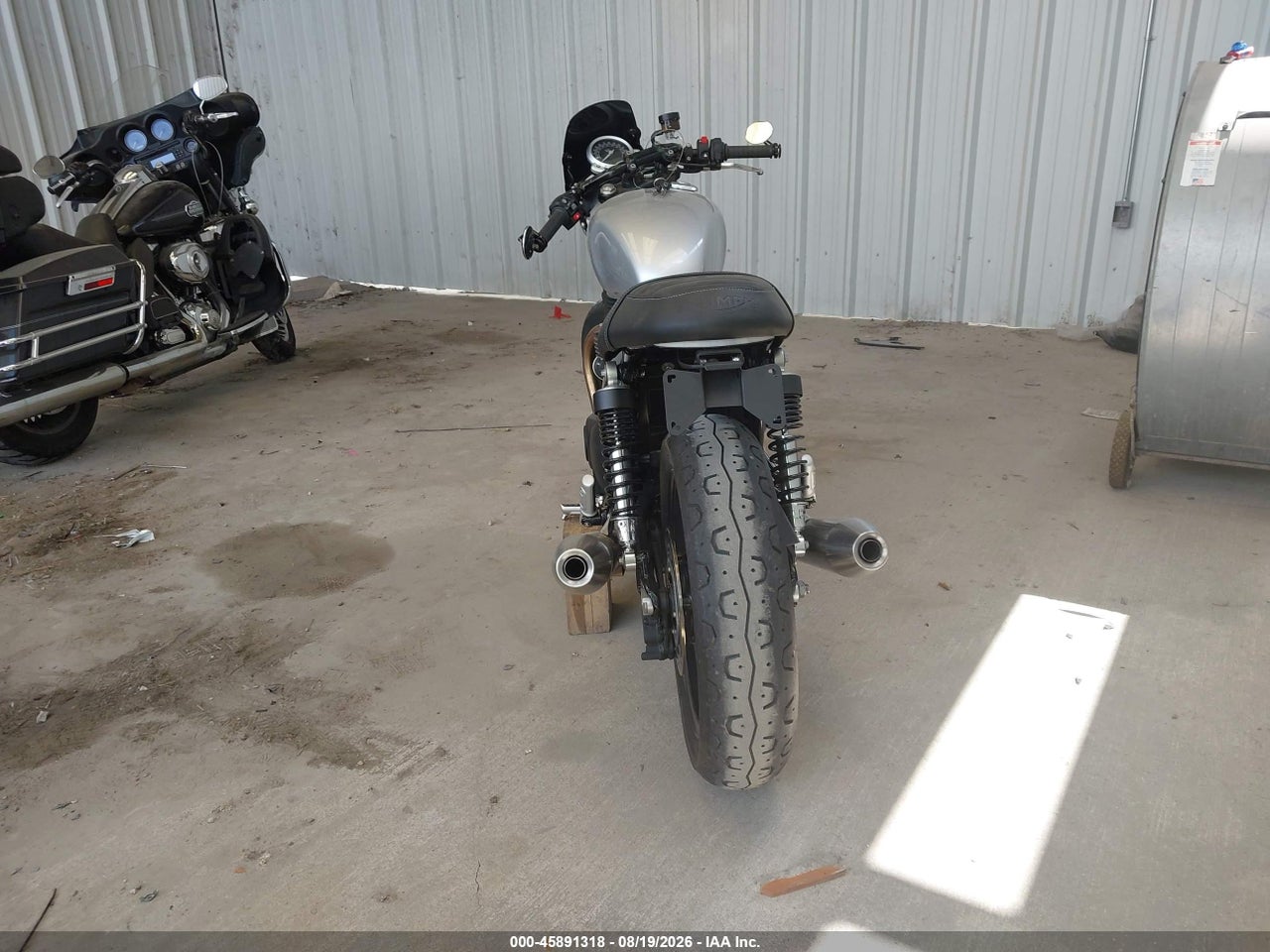 SMTD31GNXJT****** · 2018 TRIUMPH MOTORCYCLE STREET TWIN · 6/11