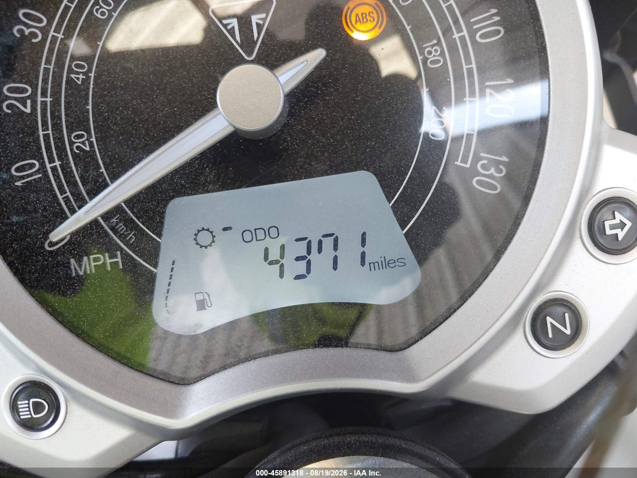 SMTD31GNXJT****** · 2018 TRIUMPH MOTORCYCLE STREET TWIN · 7/11