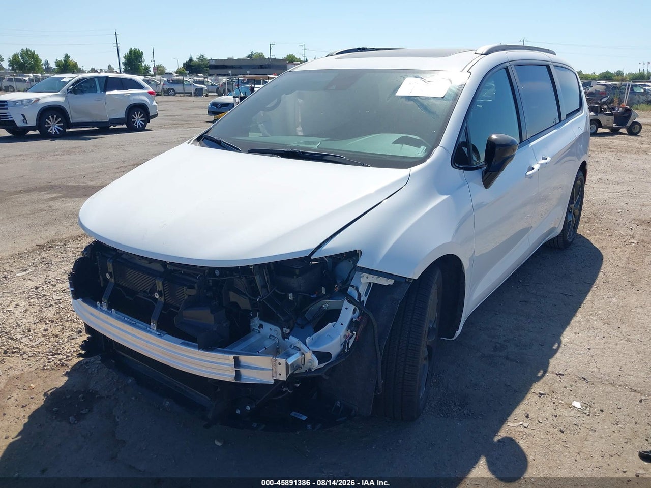 2027 CHRYSLER PACIFICA · 2/11