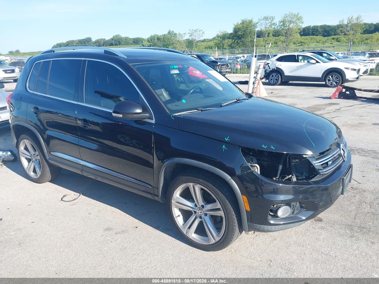 WVGAV7AX6GW****** · 2016 VOLKSWAGEN TIGUAN R-LINE