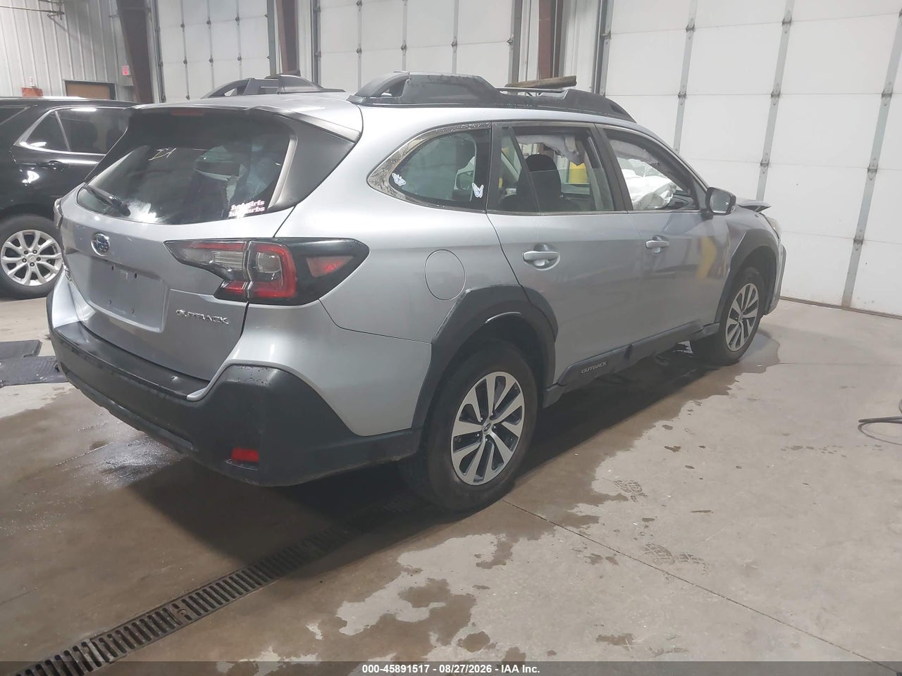 2024 SUBARU OUTBACK   · 4/10
