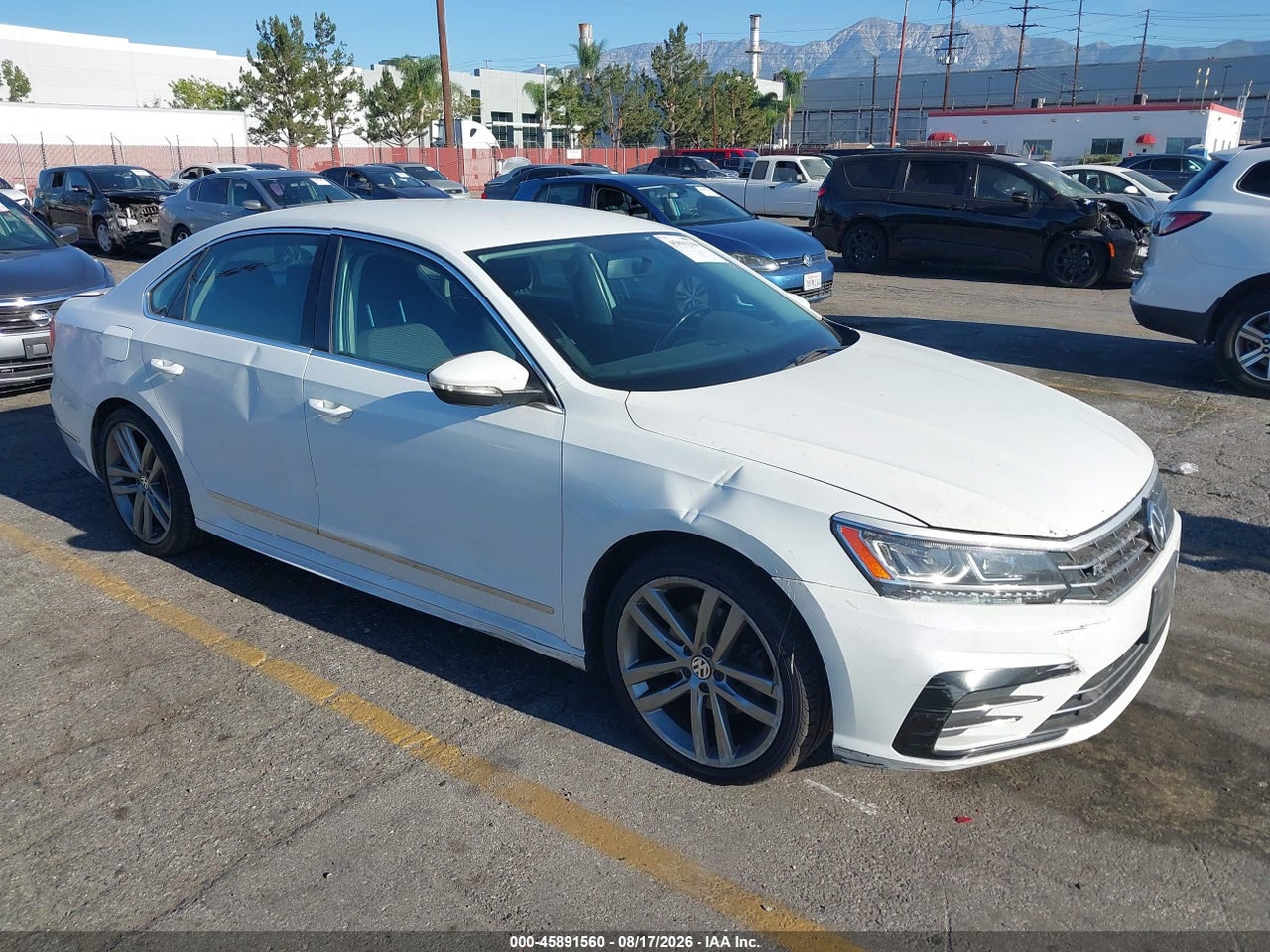1VWAT7A35GC****** · 2016 VOLKSWAGEN PASSAT 1.8T R-LINE
