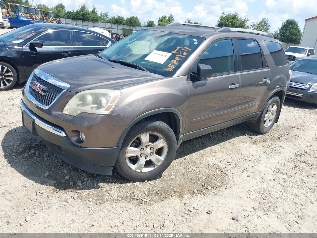 2011 GMC ACADIA SLE · 2/11