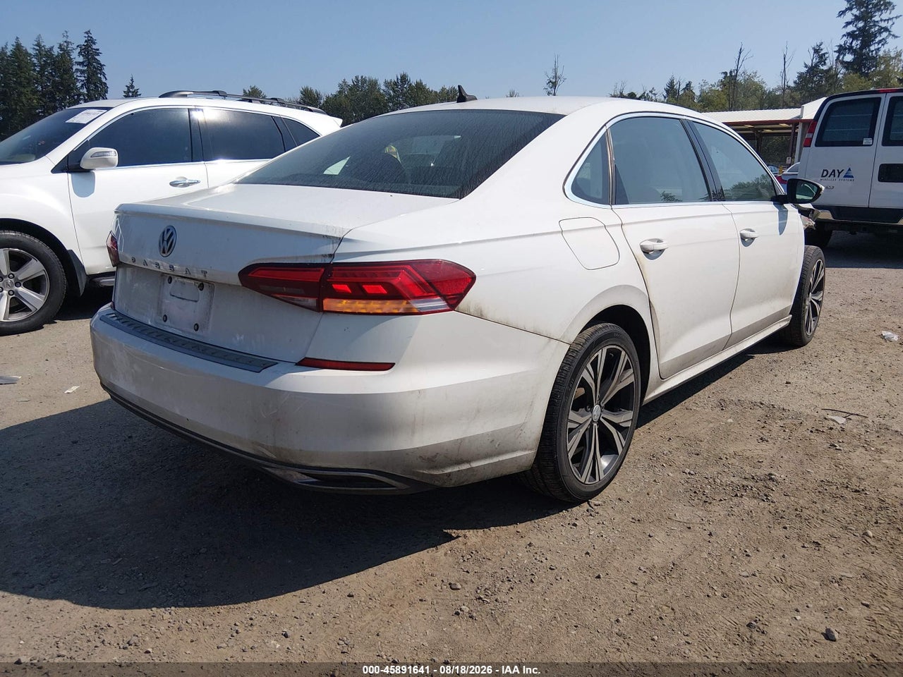 2022 VOLKSWAGEN PASSAT 2.0T SE · 4/11